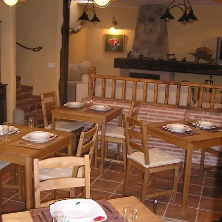 Pensión Rural Cuatro Calles San Martín del Pimpollar